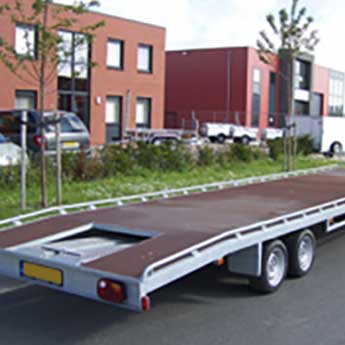 IZI-Trailer aanhangwagen met betonplex laadvloer